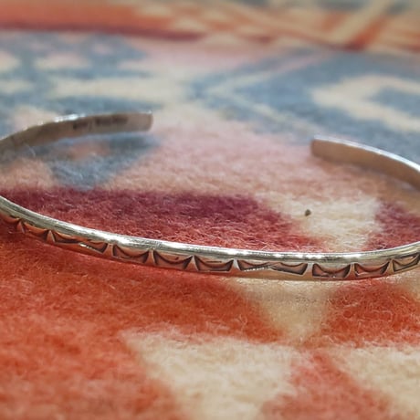 NAVAJO 『925SILVER NARROW BANGLE（ROUND&TRIANGLE）』