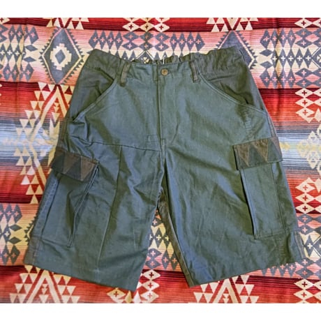 Nasngwam. 『BARBARIAN CARGO SHORTS（OLIVE） Lサイズ』