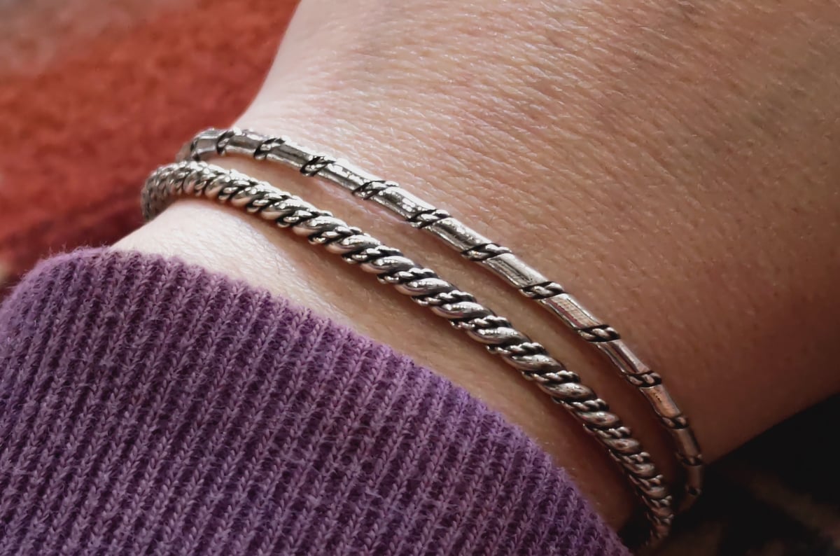 【未使用】ナバホ族　シルバーバングル　スターリング　ワイヤーワーク　ツイスト 未使用】ナバホ族 シルバーバングル スターリング ワイヤーワーク