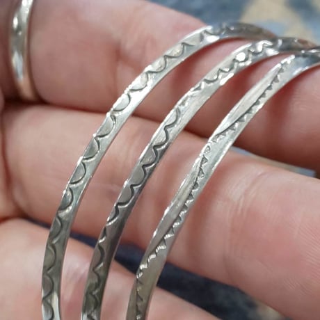 NAVAJO 『925SILVER NARROW BANGLE（ROUND&TRIANGLE）』