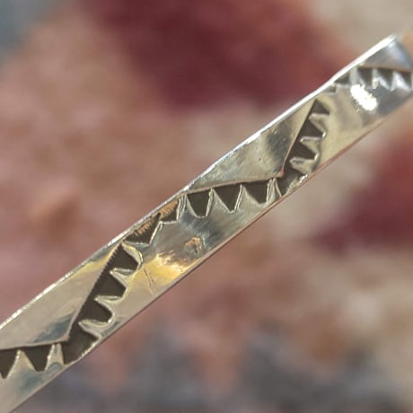 NAVAJO 『925SILVER NARROW BANGLE（FLAT）』