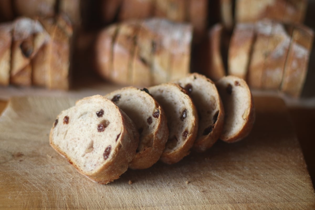 くるみ＆ぶどうカンパーニュ1/2 | きつねこぱん店