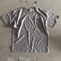 CURLYGRAFF TEE (GRY)