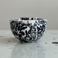 INTERVENTIONS #002 / Marble Pot × Black Paint