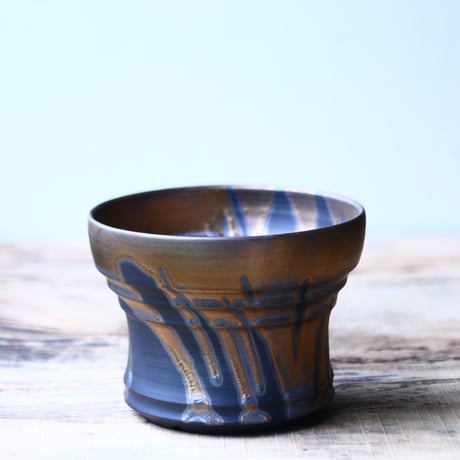 Yuta  Uchida 〝gold  glaze″   /   humanity pot       no.80264