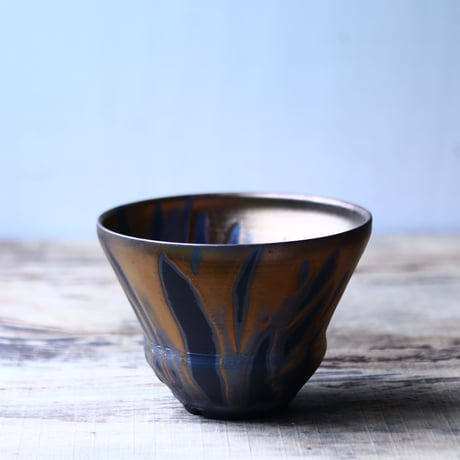Yuta  Uchida 〝gold  glaze″   /   humanity pot       no.80261