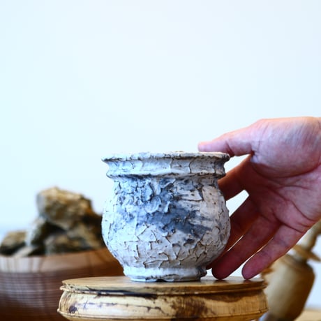 Kazuhiro Arima〝cinerea bite″ / humanity pot    no1112-01