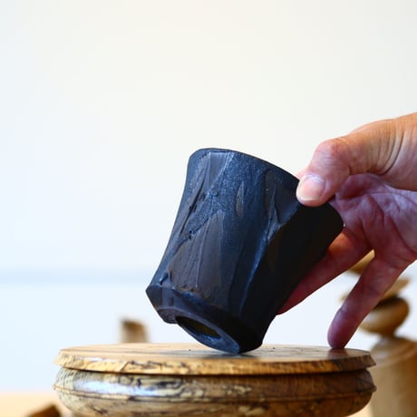 Kaori Ono〝blacca″ / humanity pot    no521-O17