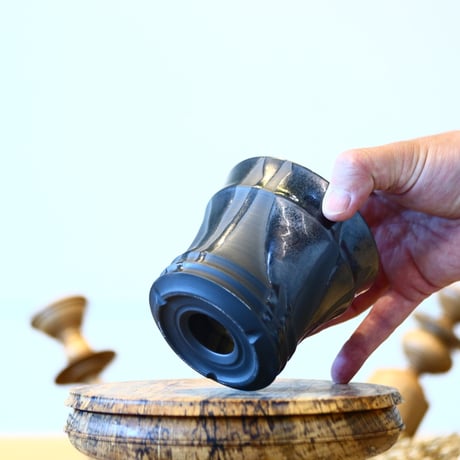 Yuta Uchida〝black glaze″ / humanity pot    no514-U27