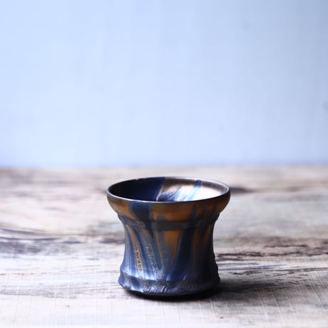 Yuta  Uchida 〝gold  glaze″   /   humanity pot       no.80206