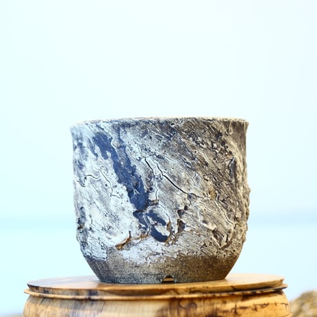Masato Akutsu / graffito / humanity pot    no.1231-86