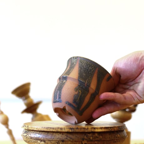 HUM / humanity pot     no.625-69