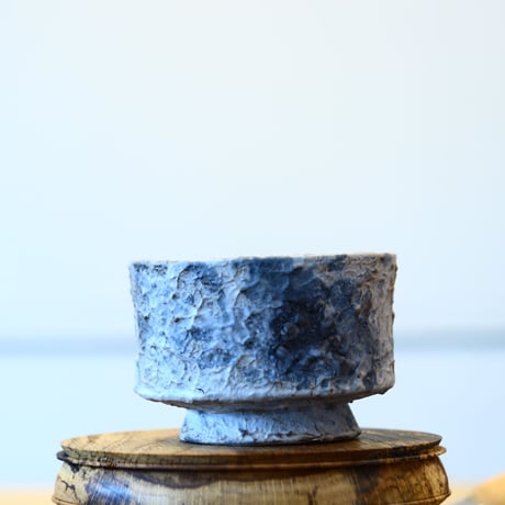 Kazuhiro Arima〝cinerea bite″ / humanity pot    no813-09
