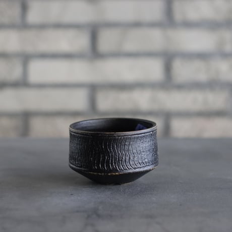 Yuta Uchida / black clay (3号鉢)  no.125-40