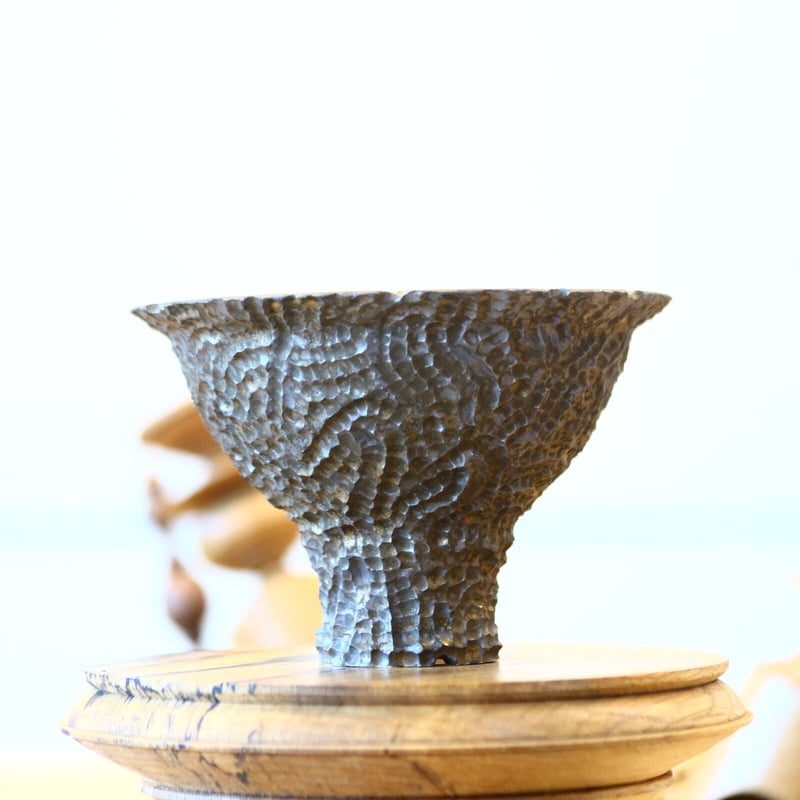 たけろうポット / コガネ no.709-85 | 芽の巣山