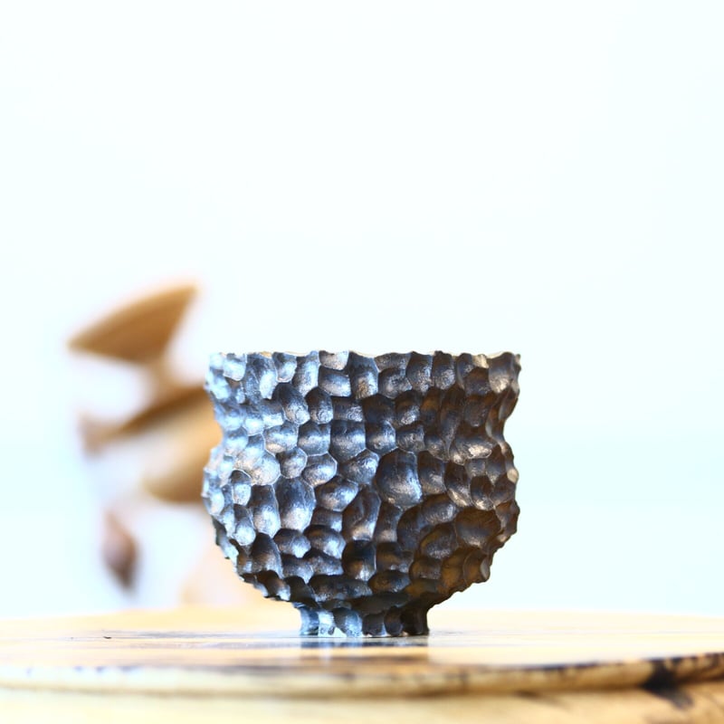 たけろうポット / コガネ no.709-69 | 芽の巣山 