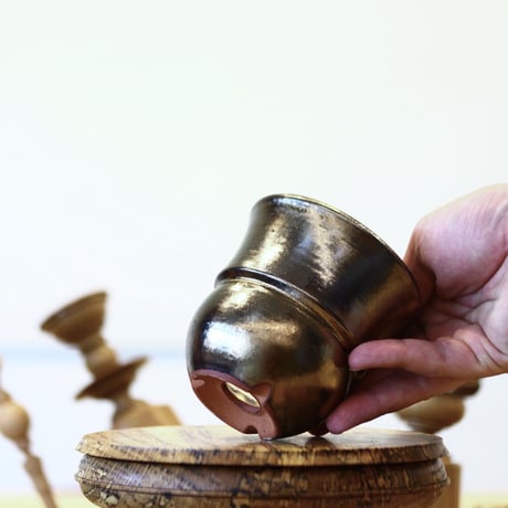 HUM / humanity pot     no.625-72