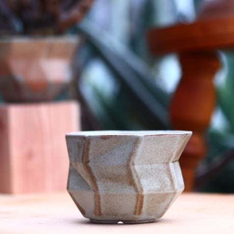 P&A ceramic ware / polygon pot 　no.612-P07