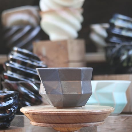P&A ceramic ware / polygon pot 　no.108-86