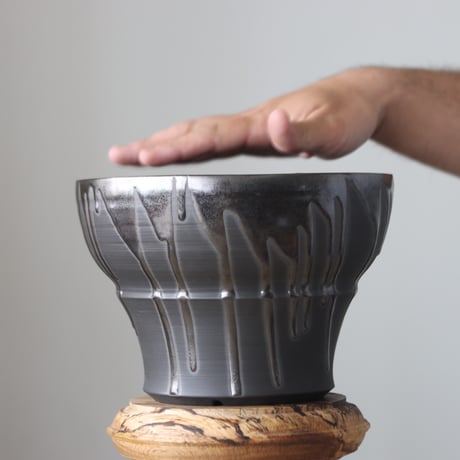 Yuta Uchida / black glaze / humanity pot     no.512-98