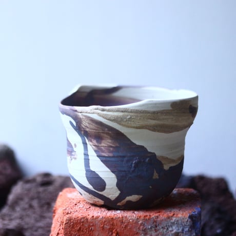Mie  Maeda 〝beni″   /   humanity pot       no.51037