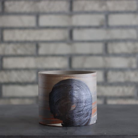 N/OH コロ鉢 Mサイズ CATEGORY 陶器鉢 | 芽の巣山