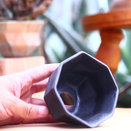 P&A ceramic ware / polygon pot 　no.612-P05