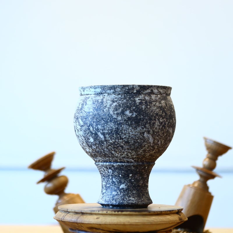 たけろうポット / シロサビ no.702-17 | 芽の巣山