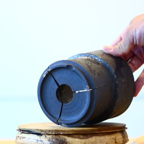 Kazuhiro Arima〝black bite″ / humanity pot    no813-20