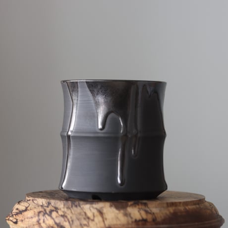 Yuta Uchida / black glaze / humanity pot     no.512-66