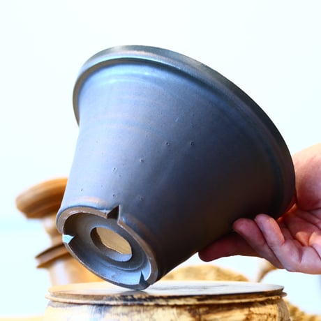 HUM / humanity pot     no.114-15