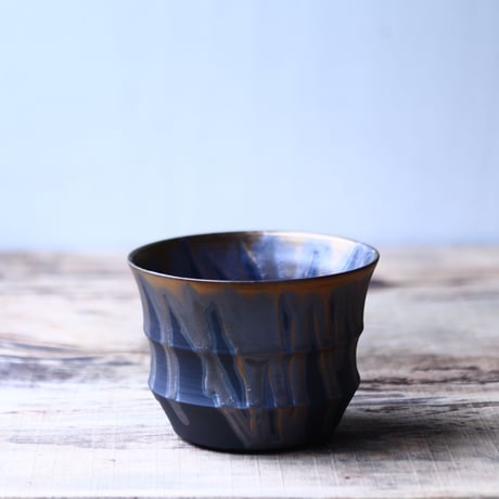 Yuta  Uchida 〝gold  glaze″   /   humanity pot       no.80232