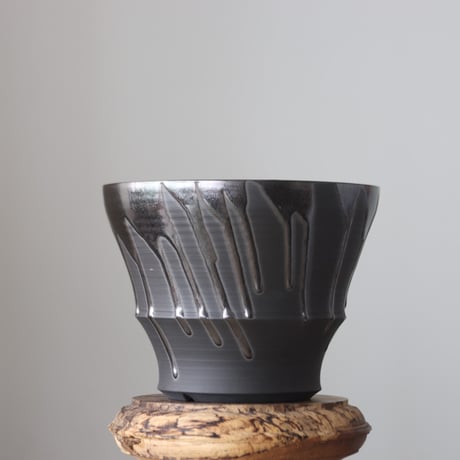 Yuta Uchida / black glaze / humanity pot     no.512-97