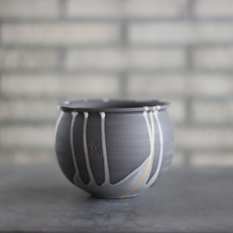 【新品未使用】作家鉢 手作り 植物 観葉 塊根 芽の巣山 カタチ製作所 素里 新品未使用】作家鉢 手作り 植物 観葉 塊根 芽の巣山 カタチ製作所 素里