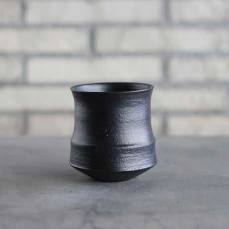 Yuta Uchida / black clay (3号鉢)  no.125-31