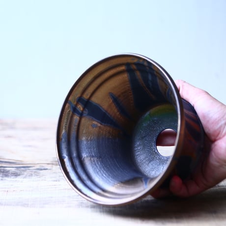 Yuta  Uchida 〝gold  glaze″   /   humanity pot       no.80270