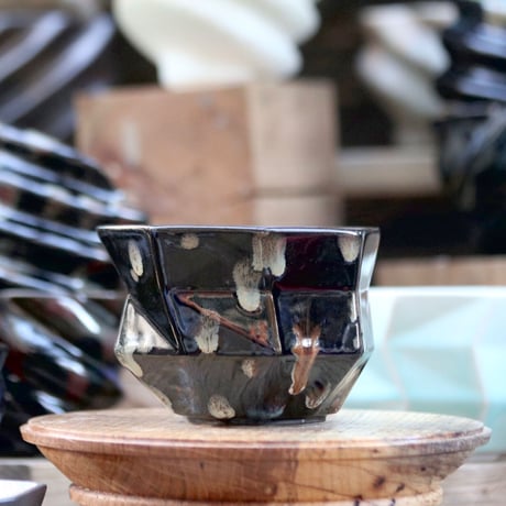 P&A ceramic ware / polygon pot 　no.108-84