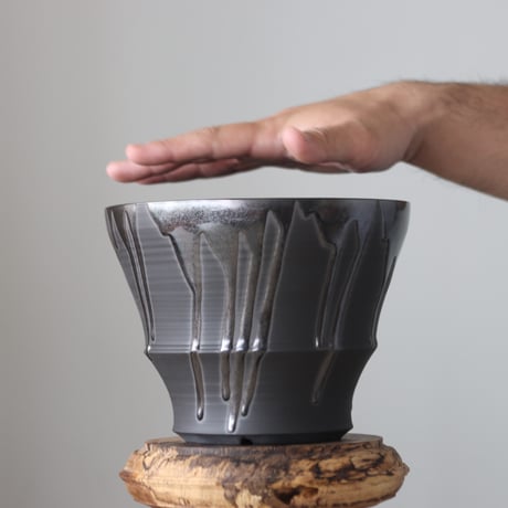 Yuta Uchida / black glaze / humanity pot     no.512-97