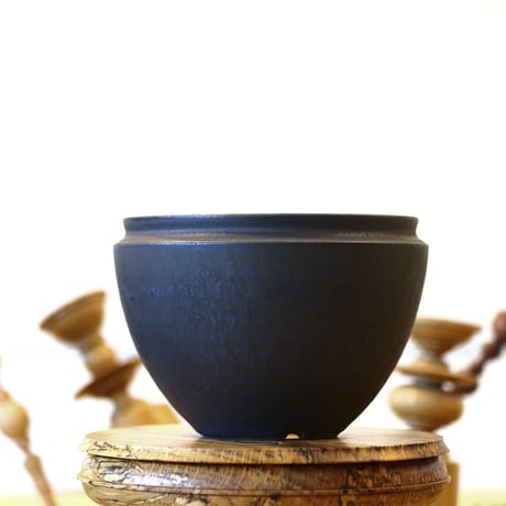 HUM / humanity pot     no.625-121