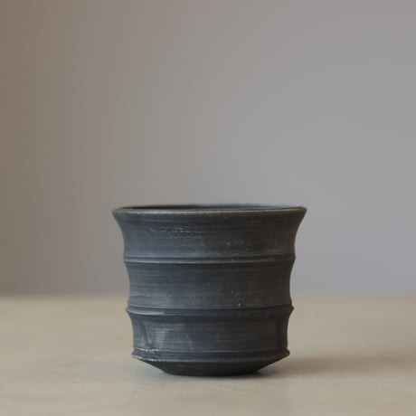 Yuta Uchida / black clay (3号鉢)  no.330-31