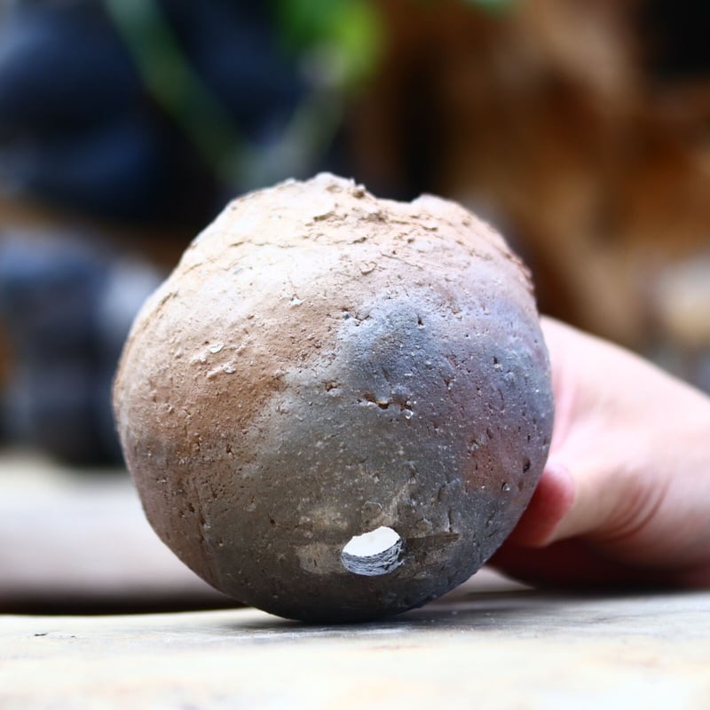 たけろうポット／穴窯チギリ／M no.212-21 | 芽の巣山