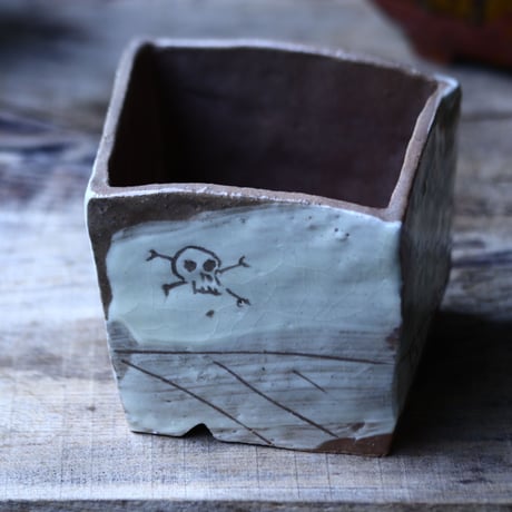 Andrew  Gemrich  〝calavera″   /   humanity pot       no.91327