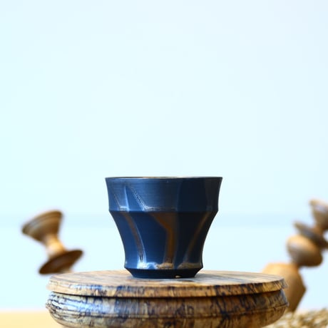 Yuta Uchida〝gold glaze″ / humanity pot    no514-U16
