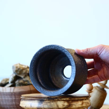 Kazuhiro Arima〝ouro″ / humanity pot    no1112-4