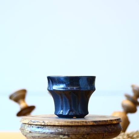 Yuta Uchida〝black glaze″ / humanity pot    no514-U31
