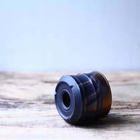Yuta  Uchida 〝gold  glaze″   /   humanity pot       no.80211