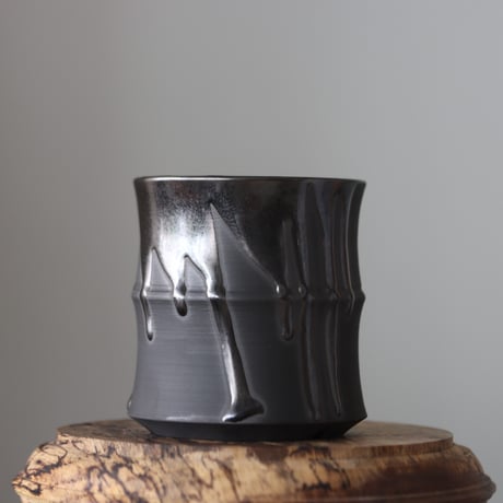 Yuta Uchida / black glaze / humanity pot     no.512-66
