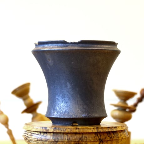 HUM / humanity pot     no.625-134