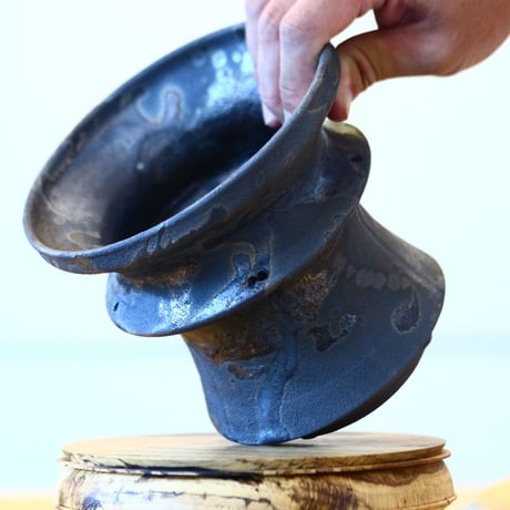 Kazuhiro Arima〝black bite″ / humanity pot    no813-13