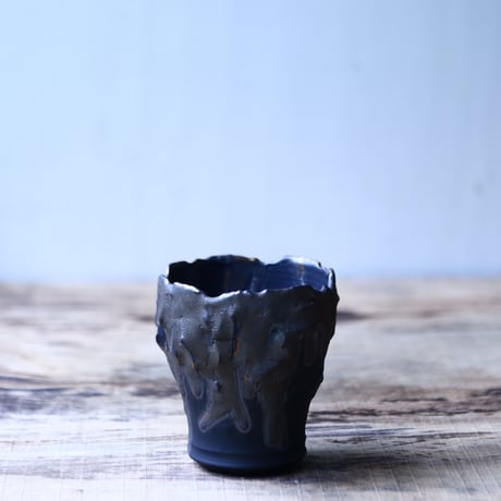 Yuta  Uchida 〝gold  glaze monst″   /   humanity pot       no.80283